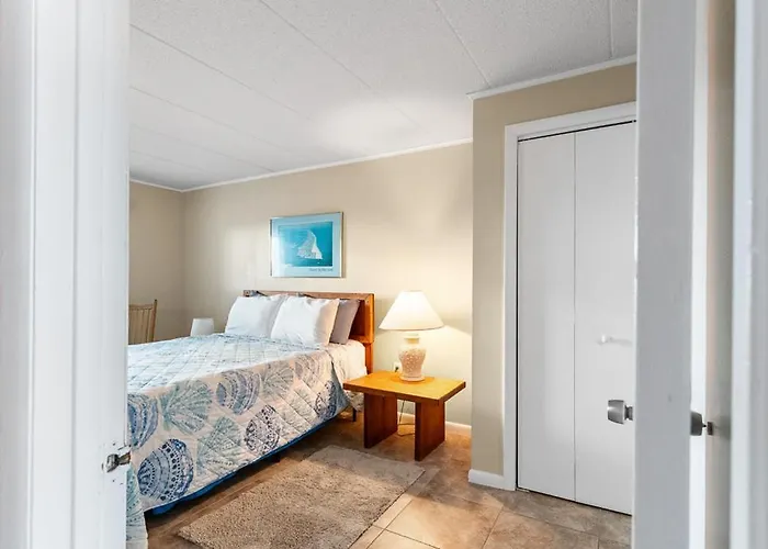 Breathtaking Bayfront Escape In Ocean - Steps To Beach, Pool, & Attractions Ocean City
